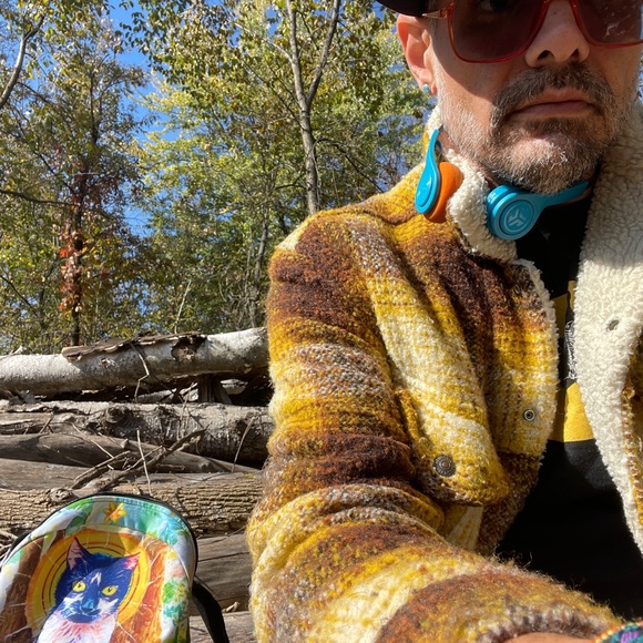 Meet your Posher, Watercolors by Joshy - Picture 10 of 13